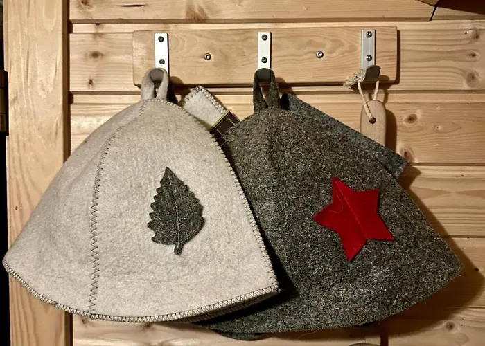 Апартаменты Modern With Wood-fired Sauna *