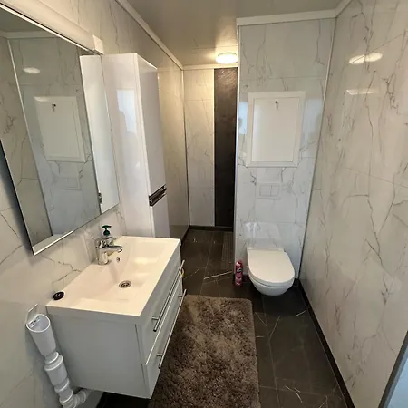 Modern With Wood-fired Sauna * Hesseng